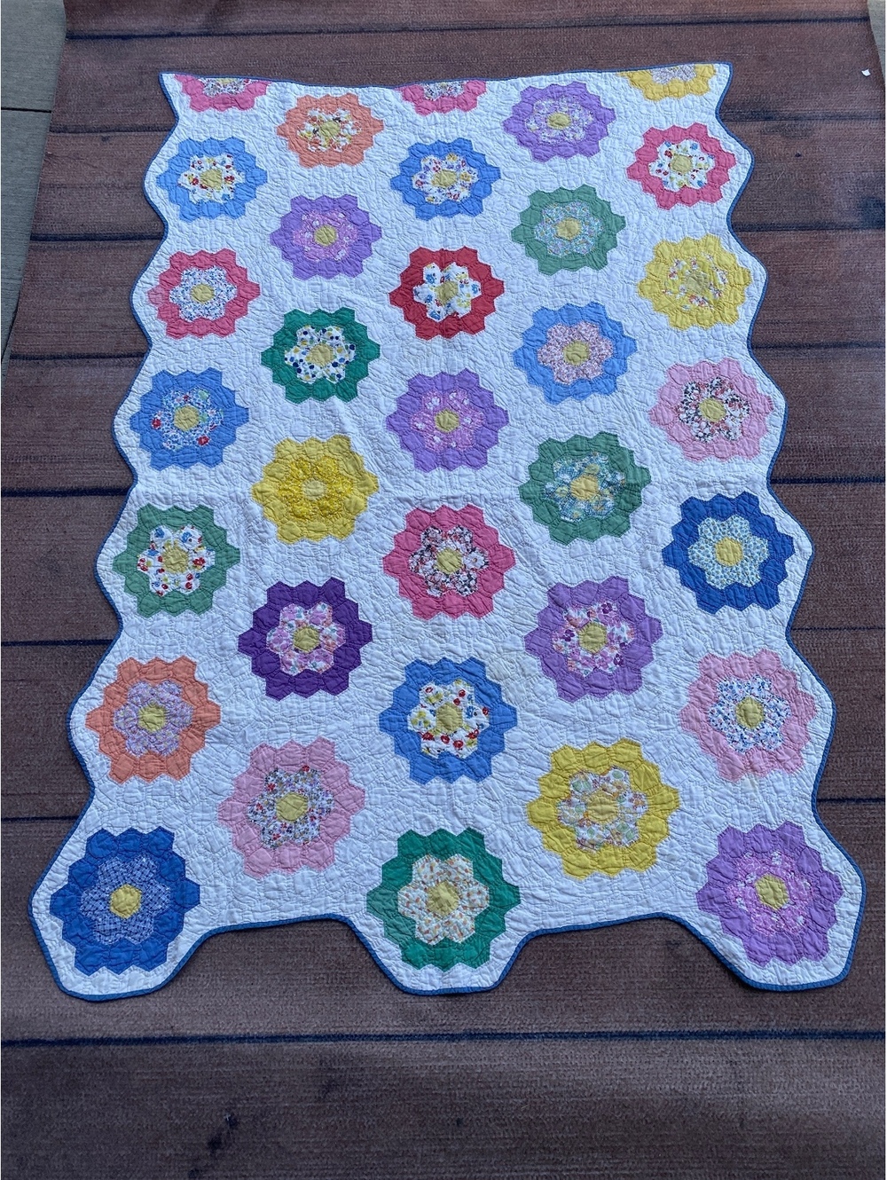 Antique Grandmothers Flower Garden hand pieced hand sewn hexagon crib quilt 1930